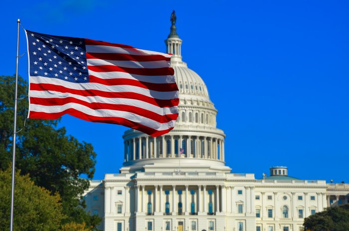 Travelling in USA by car: car rental, traffic rules - tripmydream USA vs Asia phone market